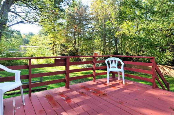 15 Robin Hill Road Holliston, MA 01746 - Photo 8 of 15 Gallery Image 8