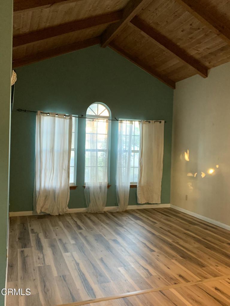 809 Woodgrove Road Fillmore, CA 93015 - Photo 2 of 25