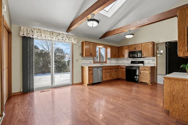 $379,000 | 308 Andrea Drive, Manhattan, IL 60442