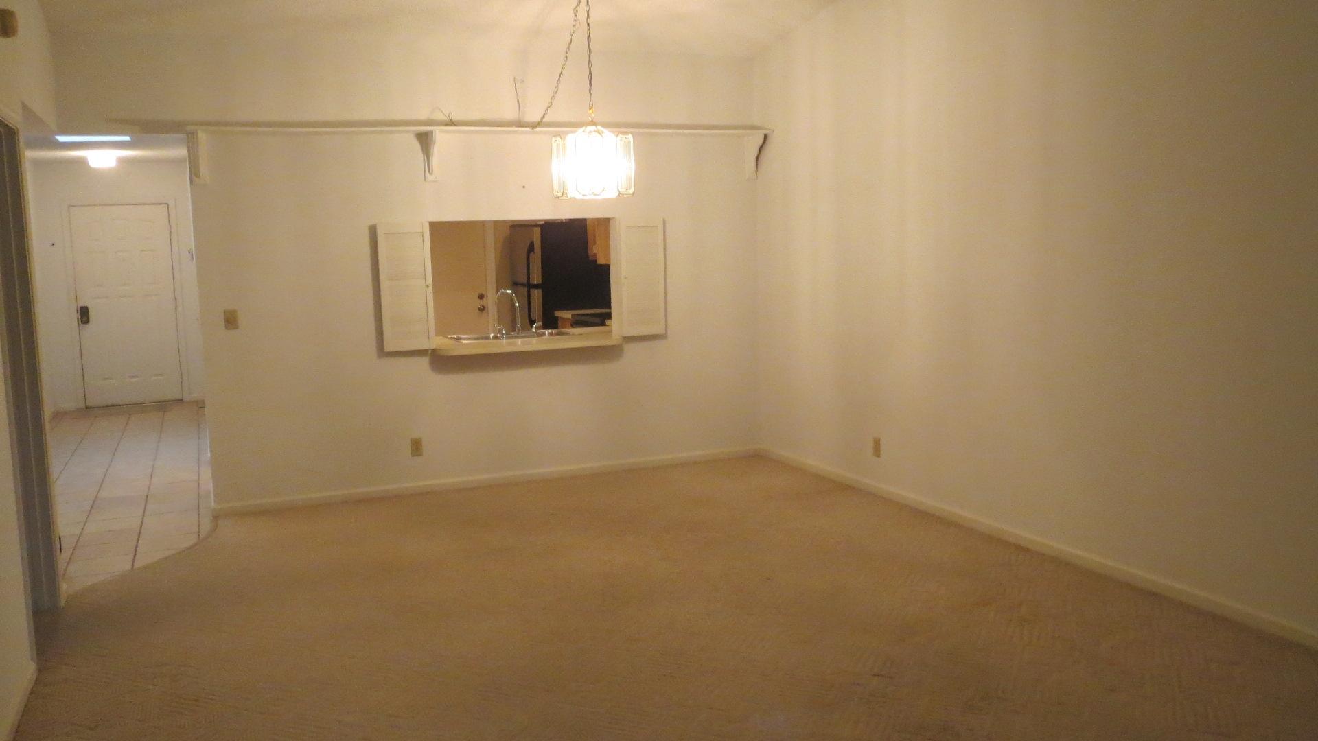 2 Ridge Pointe Drive, Unit C Boynton Beach, FL 33435 - Photo 5 of 8 Dining