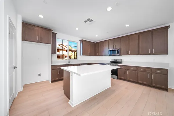 $3,450 | 4262 South Malagon Privado, Ontario, CA 91761