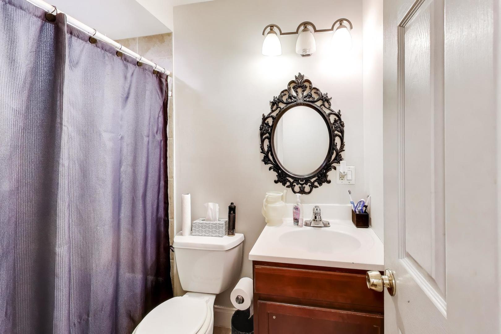 6400 North Ridge Boulevard, Unit 402 Chicago, IL 60626 - Photo 15 of 16