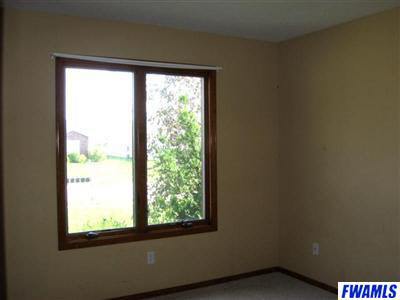 3220 Rivulet Run Fort Wayne, IN 46818 - Photo 8 of 11