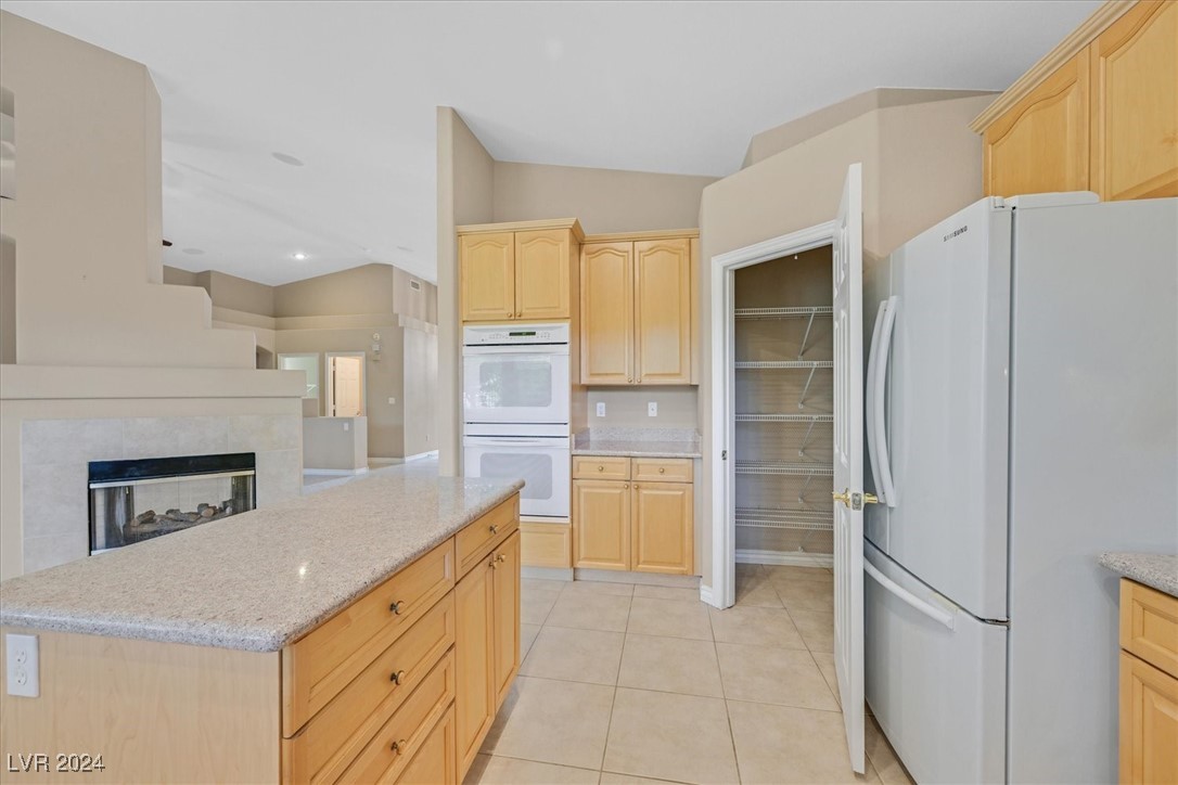 1335 Rolling Sunset Street Henderson, NV 89052 - Photo 10 of 41