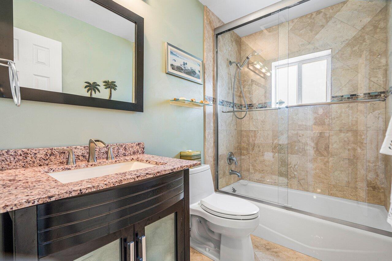 9435 Burlington Place Boca Raton, FL 33434 - Photo 17 of 49 014-9435BurlingtonPlace-BocaRaton-FL-334