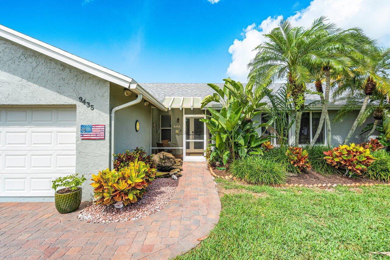 9435 Burlington Place Boca Raton, FL 33434 - Photo 4 of 49 004-9435BurlingtonPlace-BocaRaton-FL-334