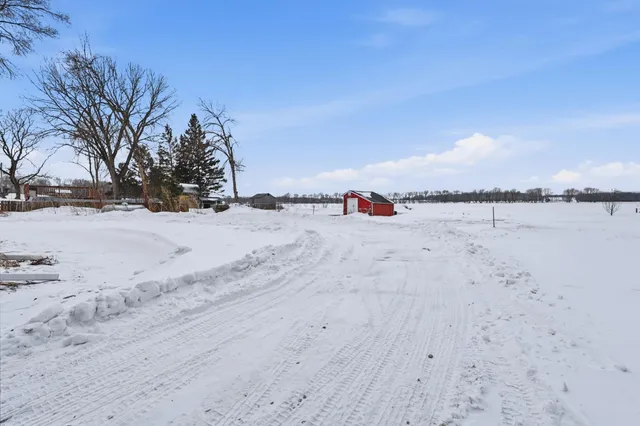 $380,000 | 25135 Cedar Avenue, Farmington, MN 55024