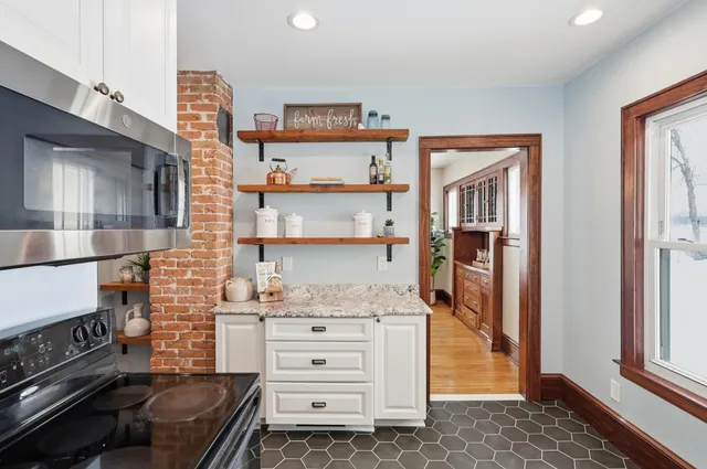 $380,000 | 25135 Cedar Avenue, Farmington, MN 55024