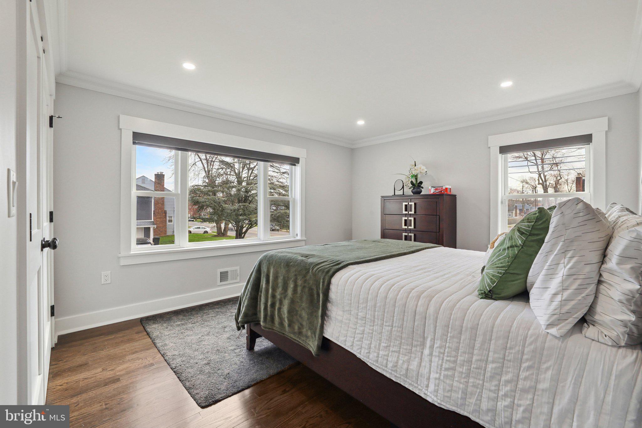 306 Minute Arms Road Union, NJ 07083 - Photo 14 of 27 Main Floor Bedroom #1
