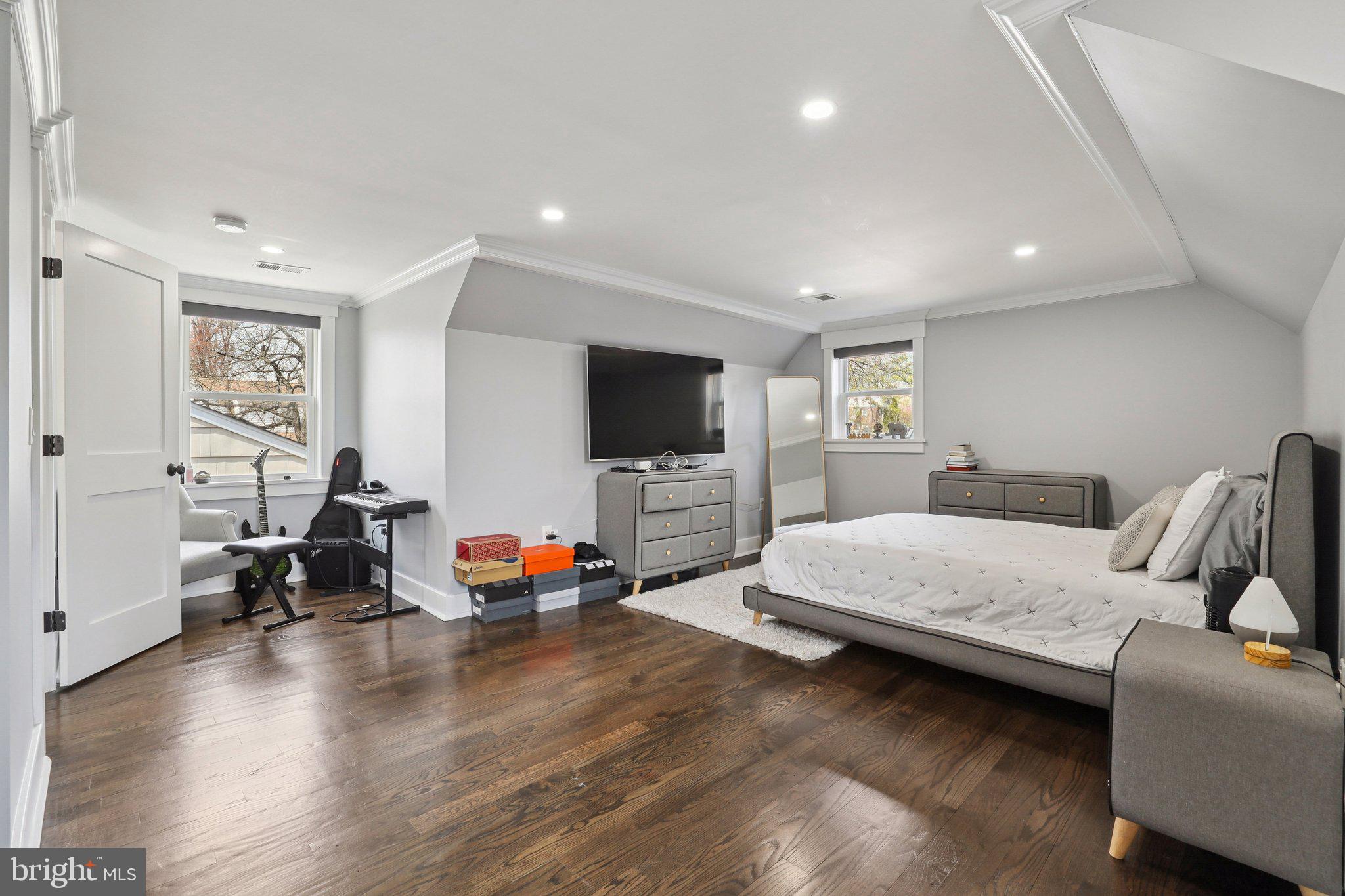 306 Minute Arms Road Union, NJ 07083 - Photo 22 of 27 Second Floor Bedroom #4