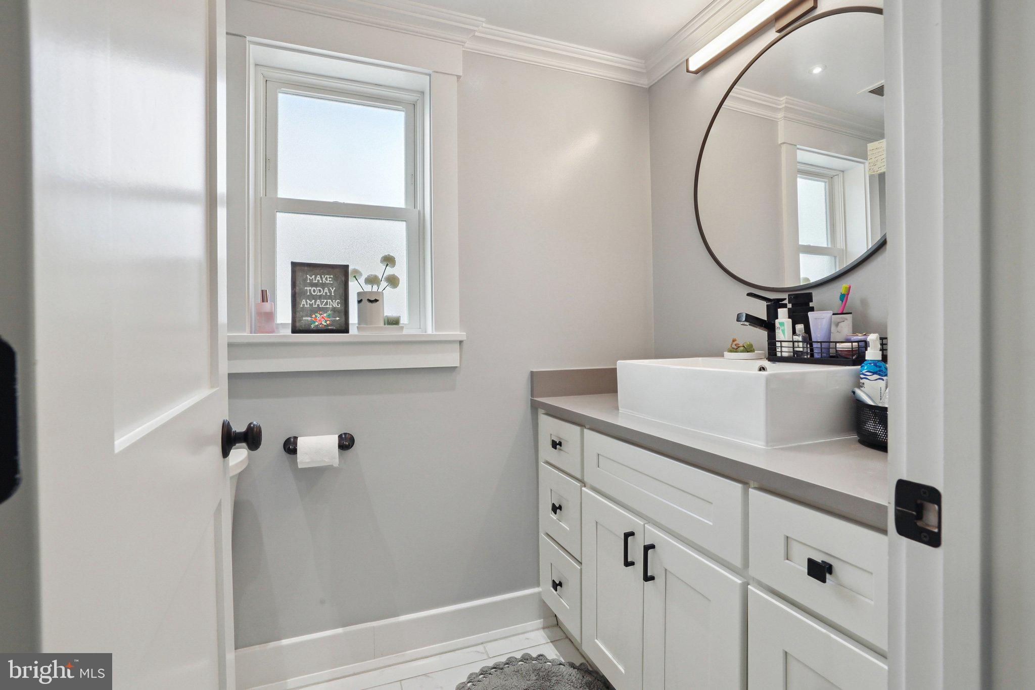 306 Minute Arms Road Union, NJ 07083 - Photo 24 of 27 Second Floor Bathroom