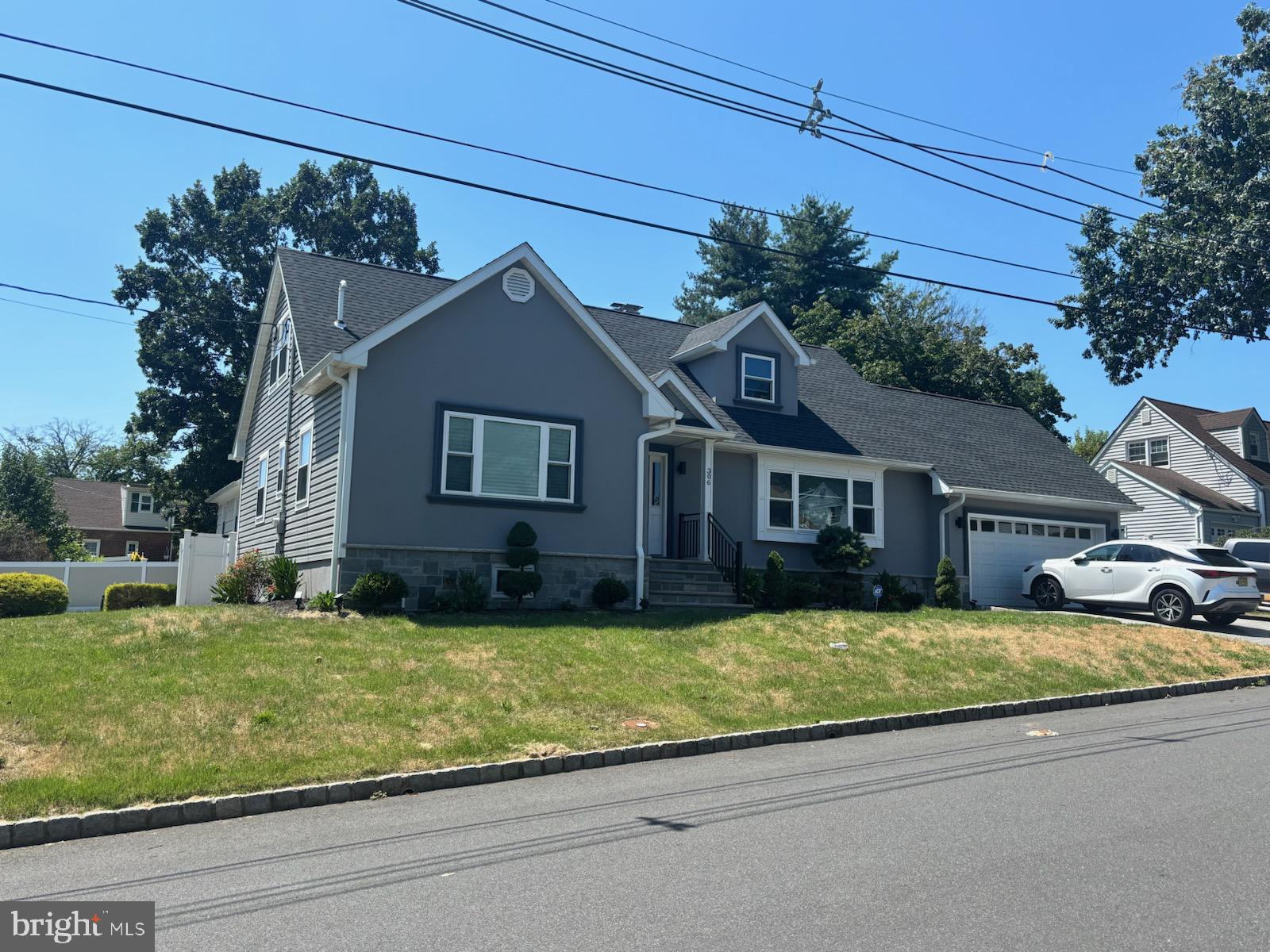 306 Minute Arms Road Union, NJ 07083 - Photo 3 of 27