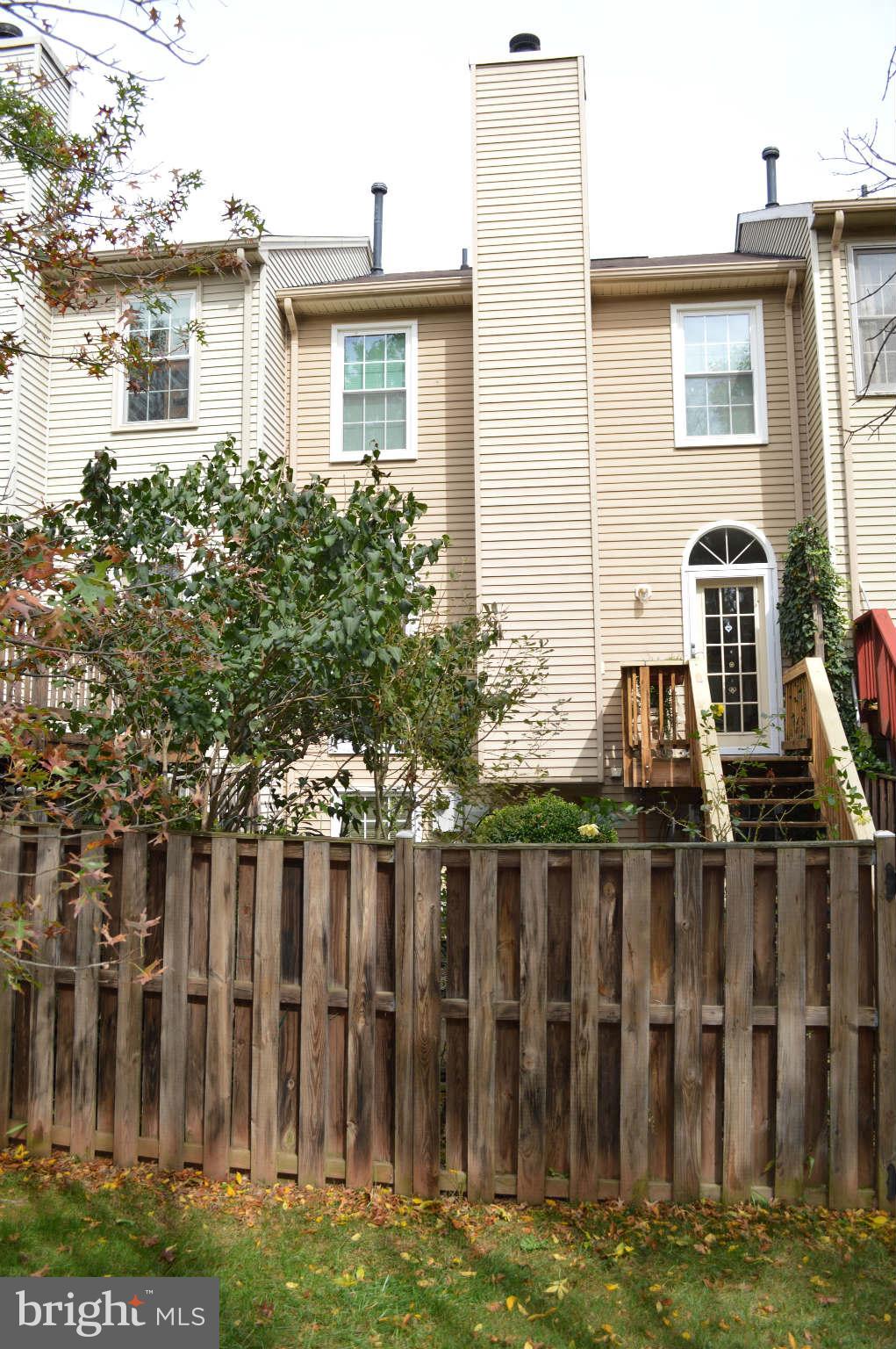 46926 Rabbitrun Terrace Sterling, VA 20164 - Photo 8 of 9 Exterior (Rear)