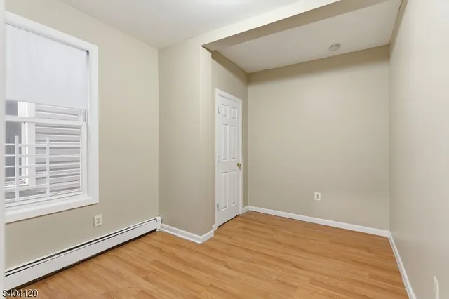 $2,600 | 130 Littleton Avenue, Newark, NJ 07103