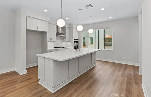 $1,239,990 | 149 Bridle Drive, Burbank, CA 91506