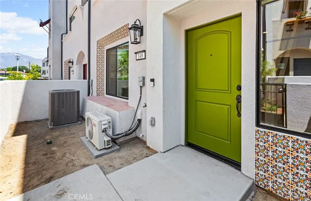 $1,239,990 | 149 Bridle Drive, Burbank, CA 91506