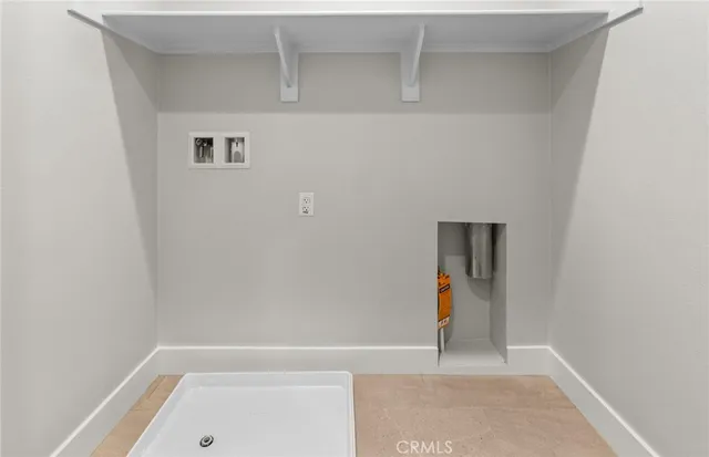 $1,239,990 | 149 Bridle Drive, Burbank, CA 91506