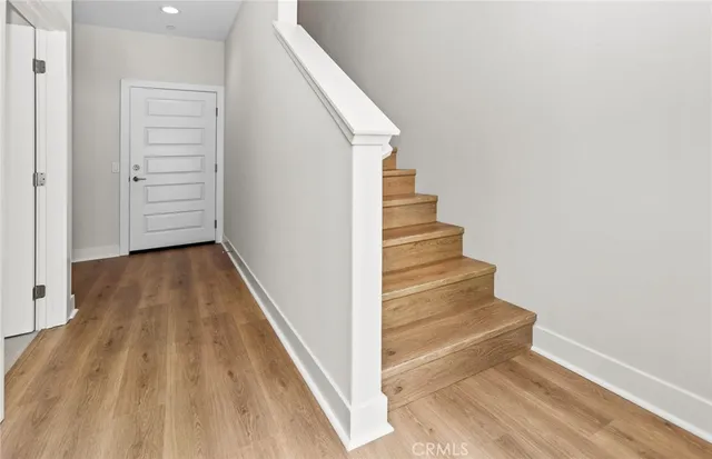 $1,239,990 | 149 Bridle Drive, Burbank, CA 91506