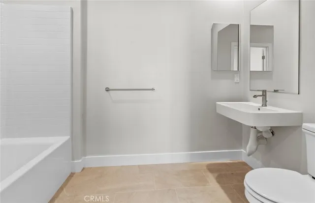 $1,239,990 | 149 Bridle Drive, Burbank, CA 91506