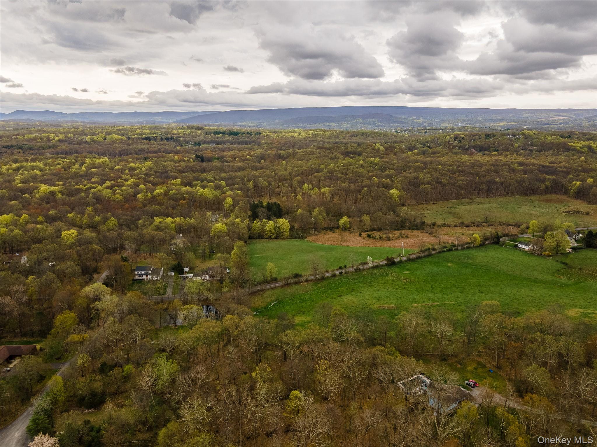 27 East Green Road Rock Tavern, NY 12575 - Photo 11 of 22 a view of an ocean and beach
