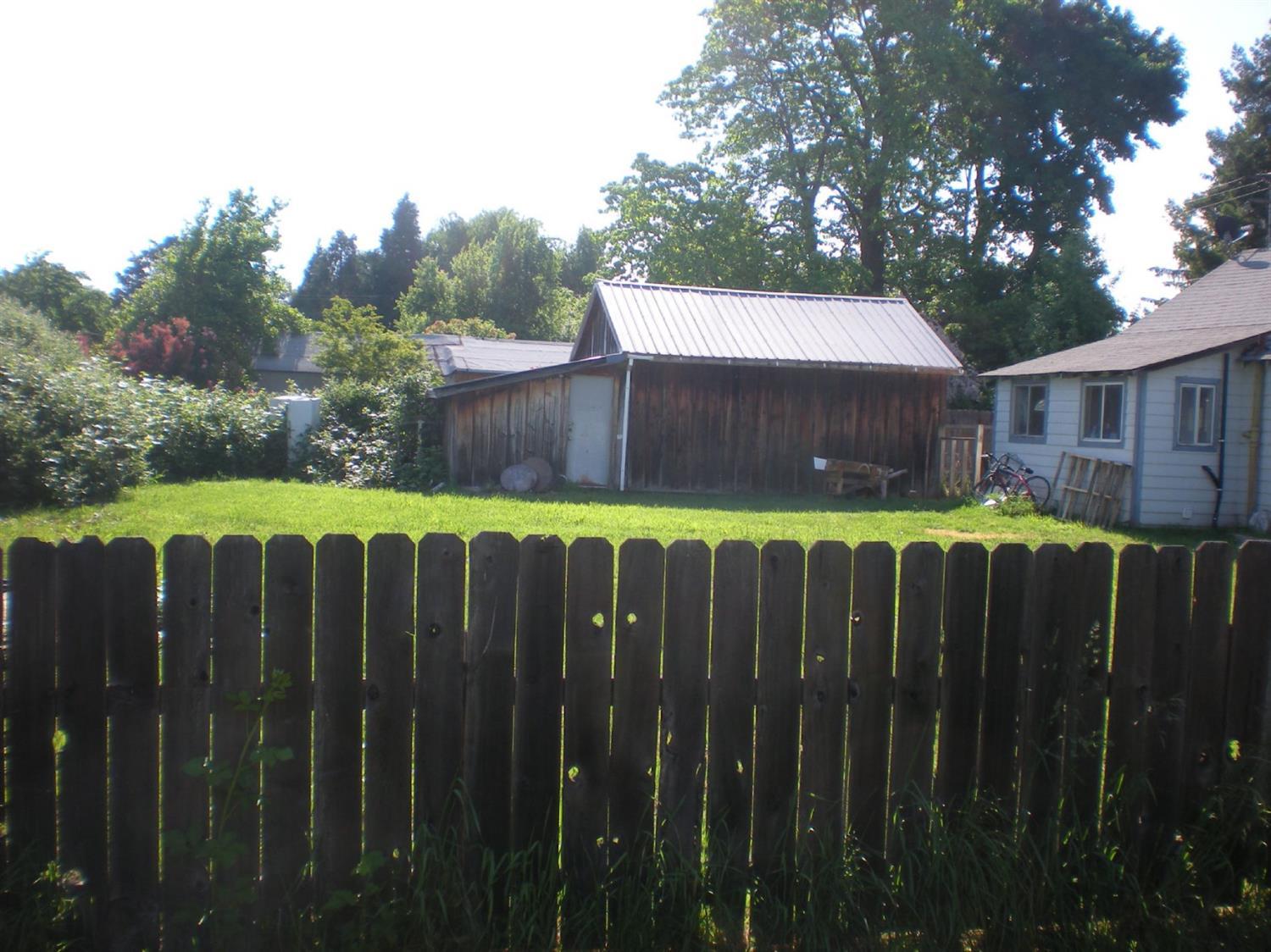 4914 Leonard Road Grants Pass, OR 97527 - Photo 11 of 17 Additional Photo