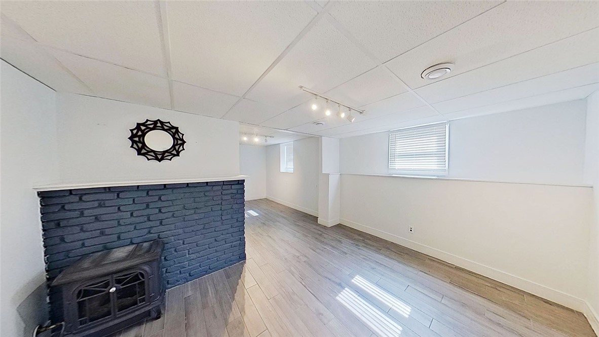370 Ring Avenue Warwick, RI 02888 - Photo 19 of 40