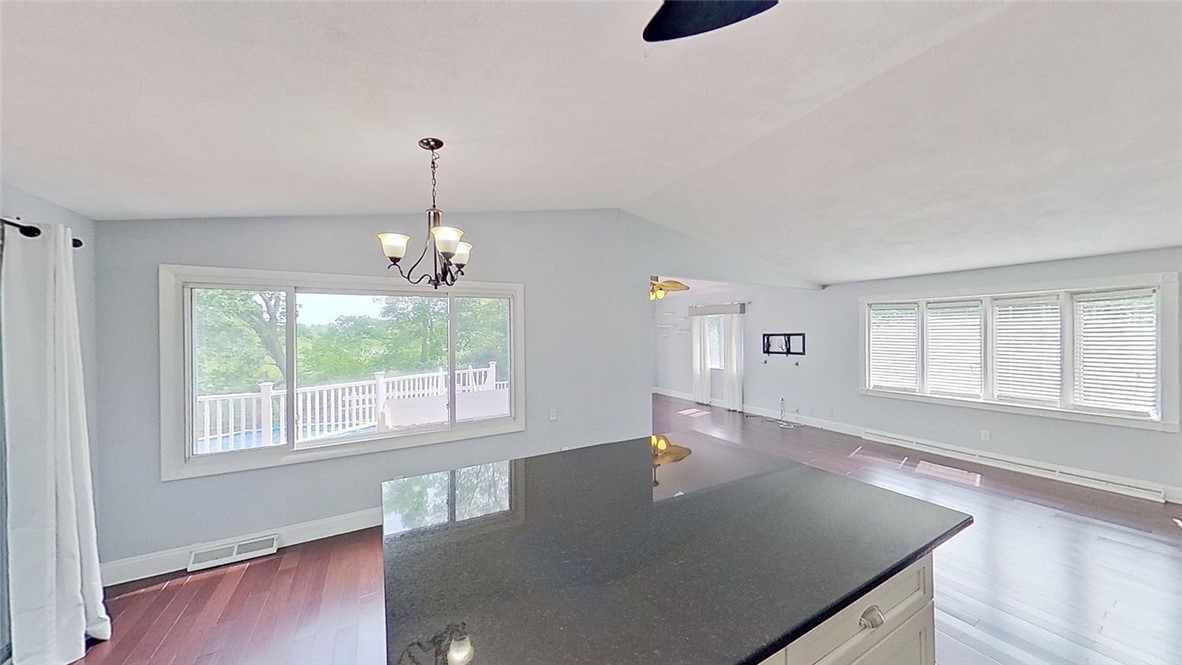 370 Ring Avenue Warwick, RI 02888 - Photo 6 of 40