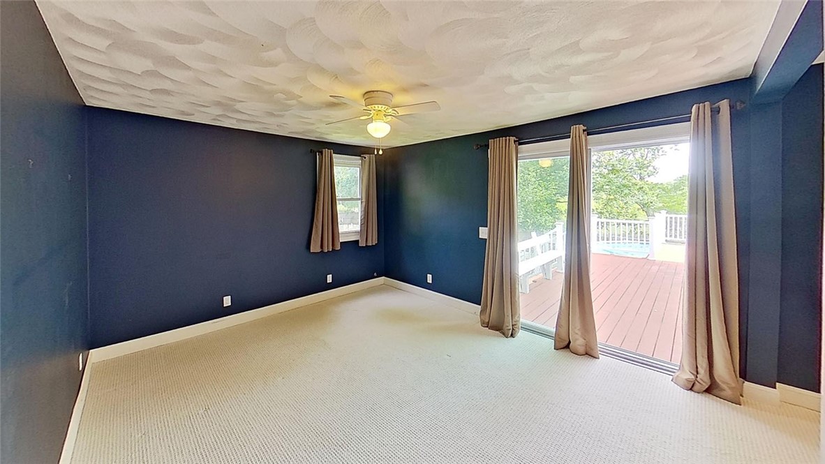 370 Ring Avenue Warwick, RI 02888 - Photo 10 of 40