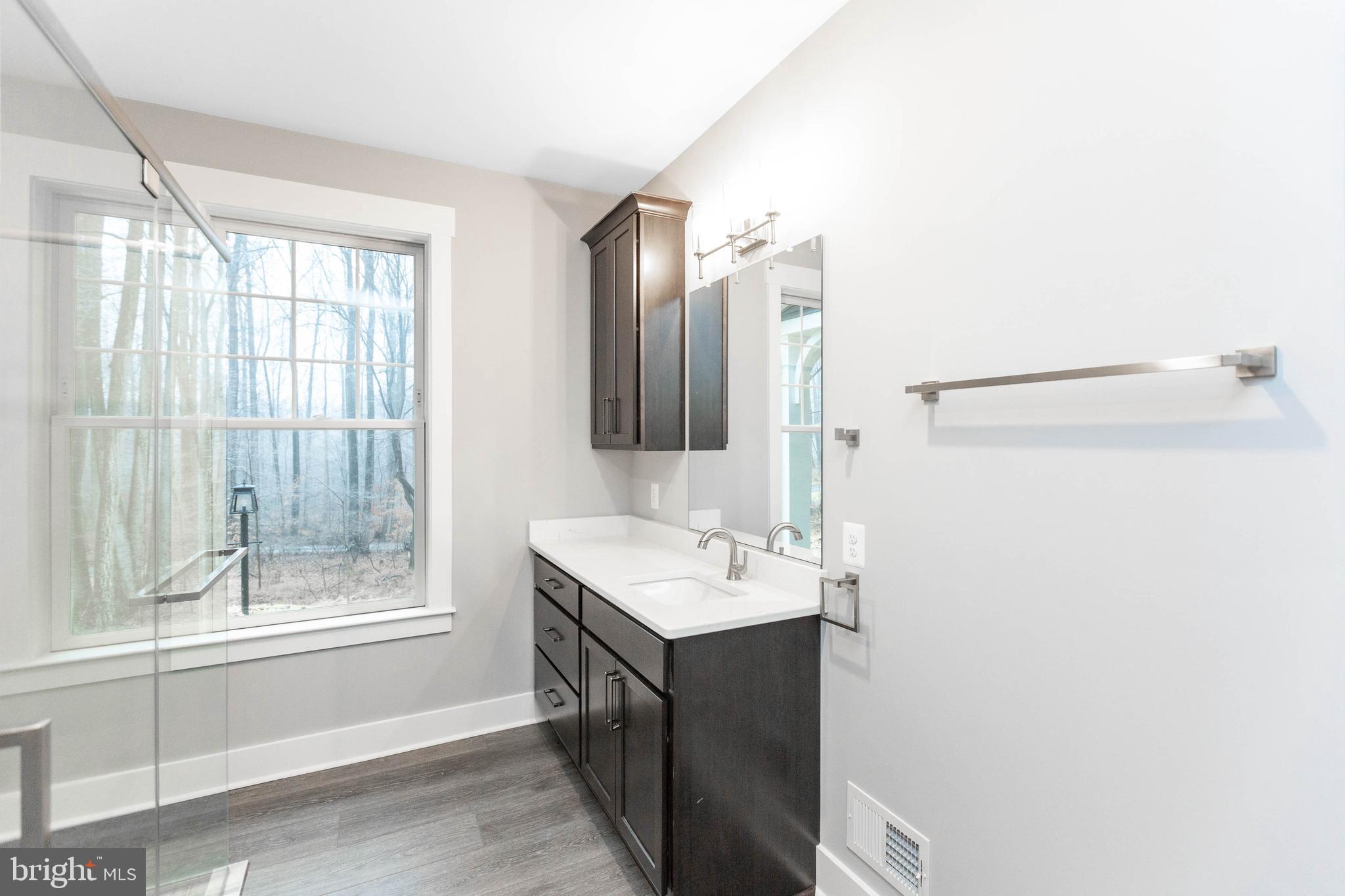 2125 Dixon Road Frederick, MD 21704 - Photo 29 of 57 Bedroom 5 ensuite with full bath.