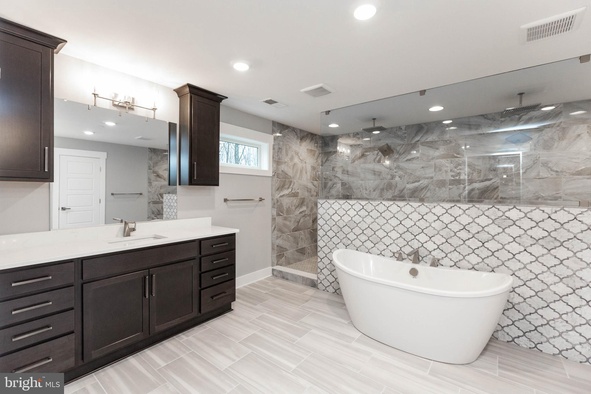 2125 Dixon Road Frederick, MD 21704 - Photo 40 of 57 Owner's bathroom with soaking tub.