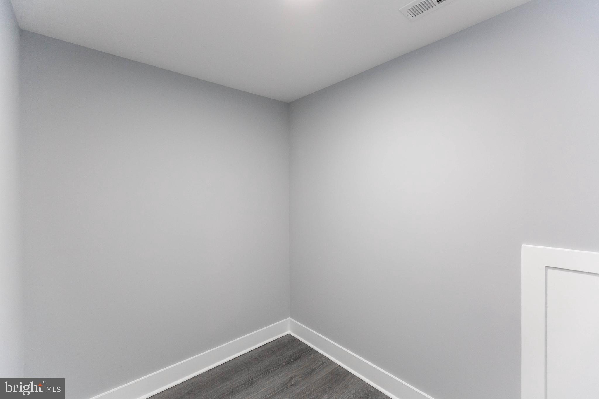 2125 Dixon Road Frederick, MD 21704 - Photo 45 of 57 Owner's walk-in-closet.