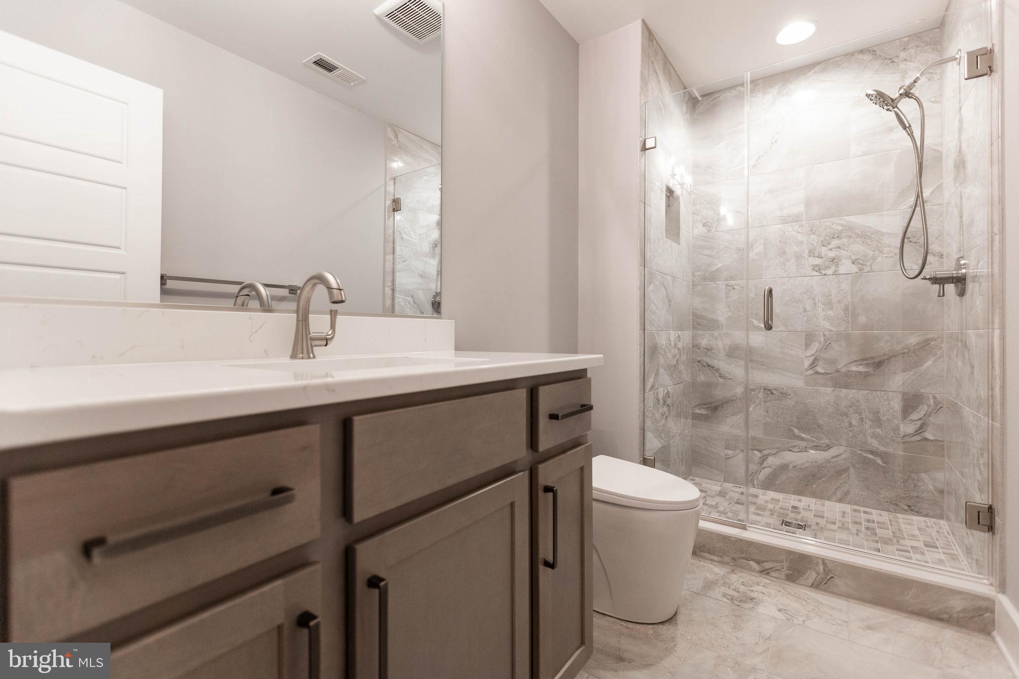 2125 Dixon Road Frederick, MD 21704 - Photo 48 of 57 Full upper bathroom 2.