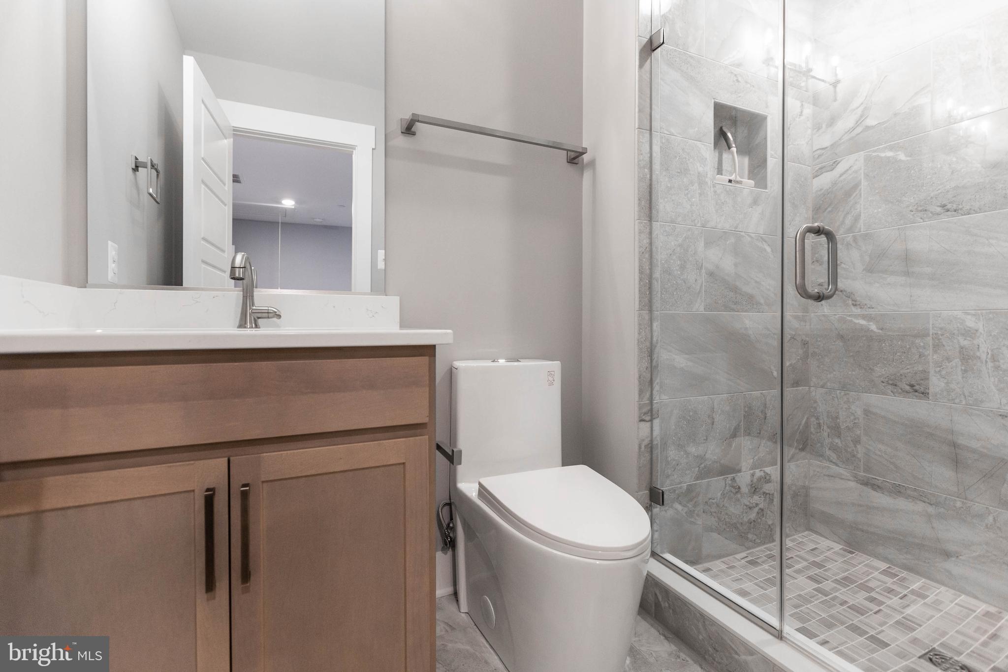 2125 Dixon Road Frederick, MD 21704 - Photo 51 of 57 Full upper bathroom 3.