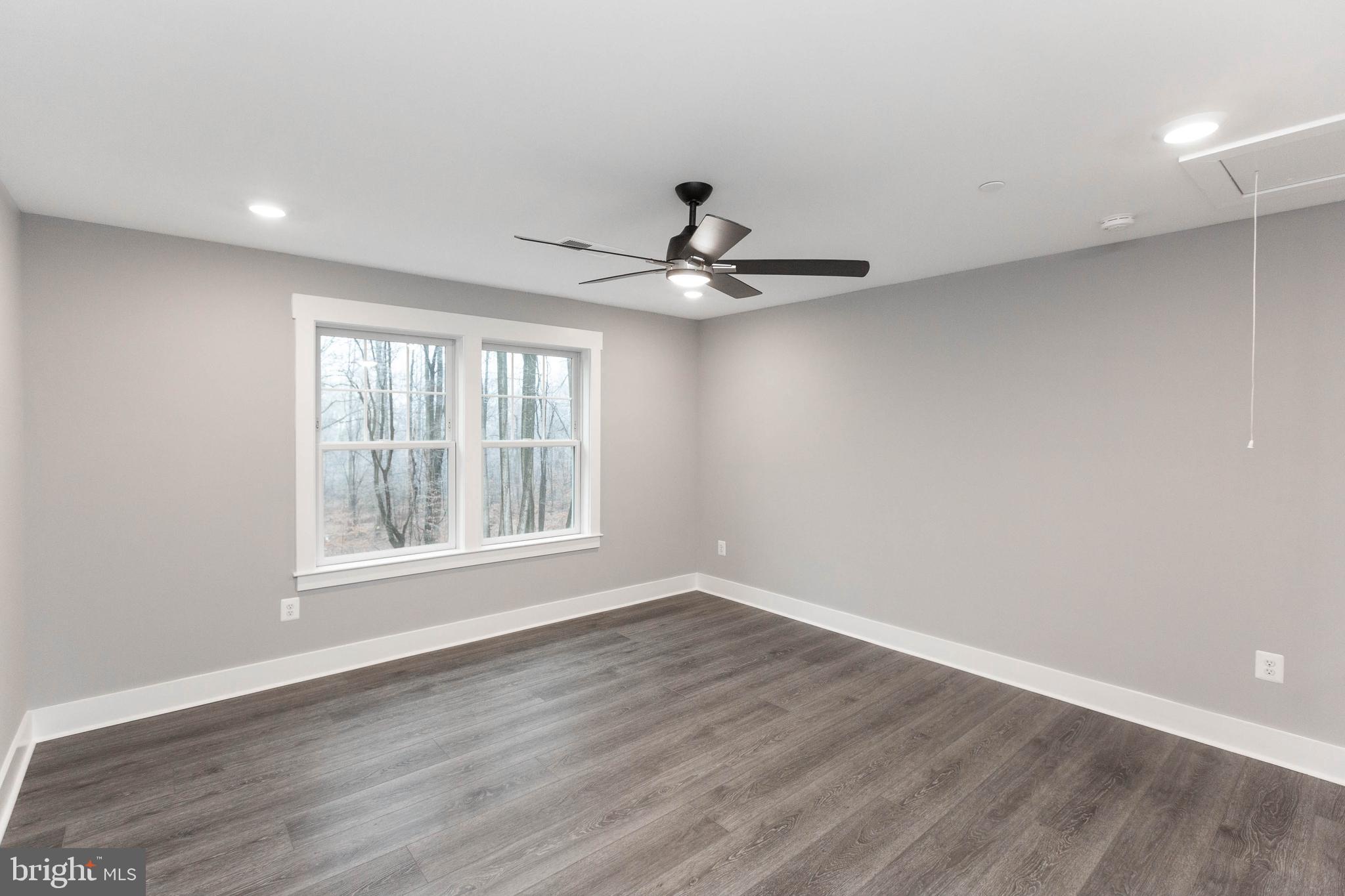 2125 Dixon Road Frederick, MD 21704 - Photo 52 of 57 Bedroom 4 on upper.