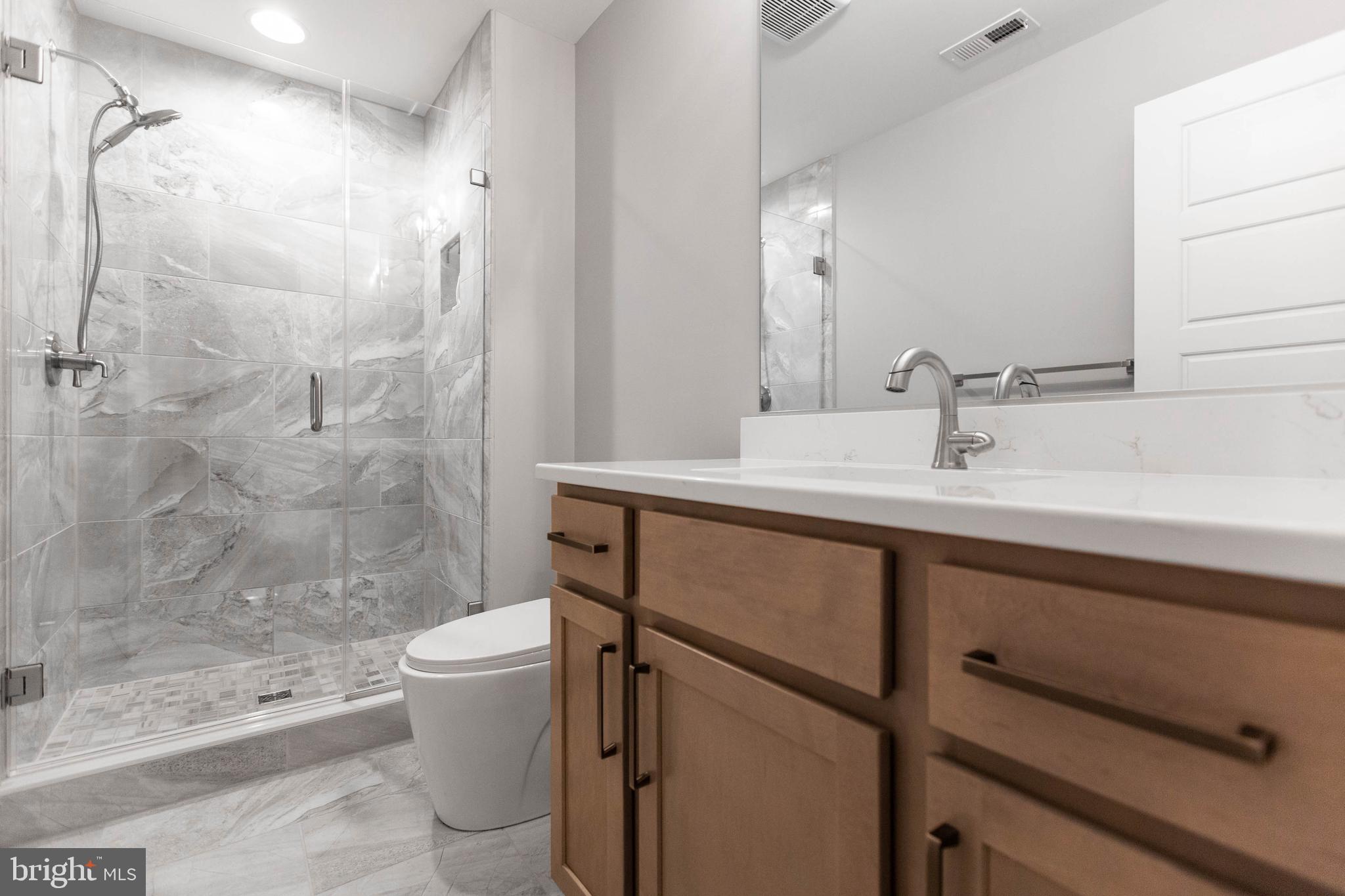 2125 Dixon Road Frederick, MD 21704 - Photo 55 of 57 Full bathroom 4.