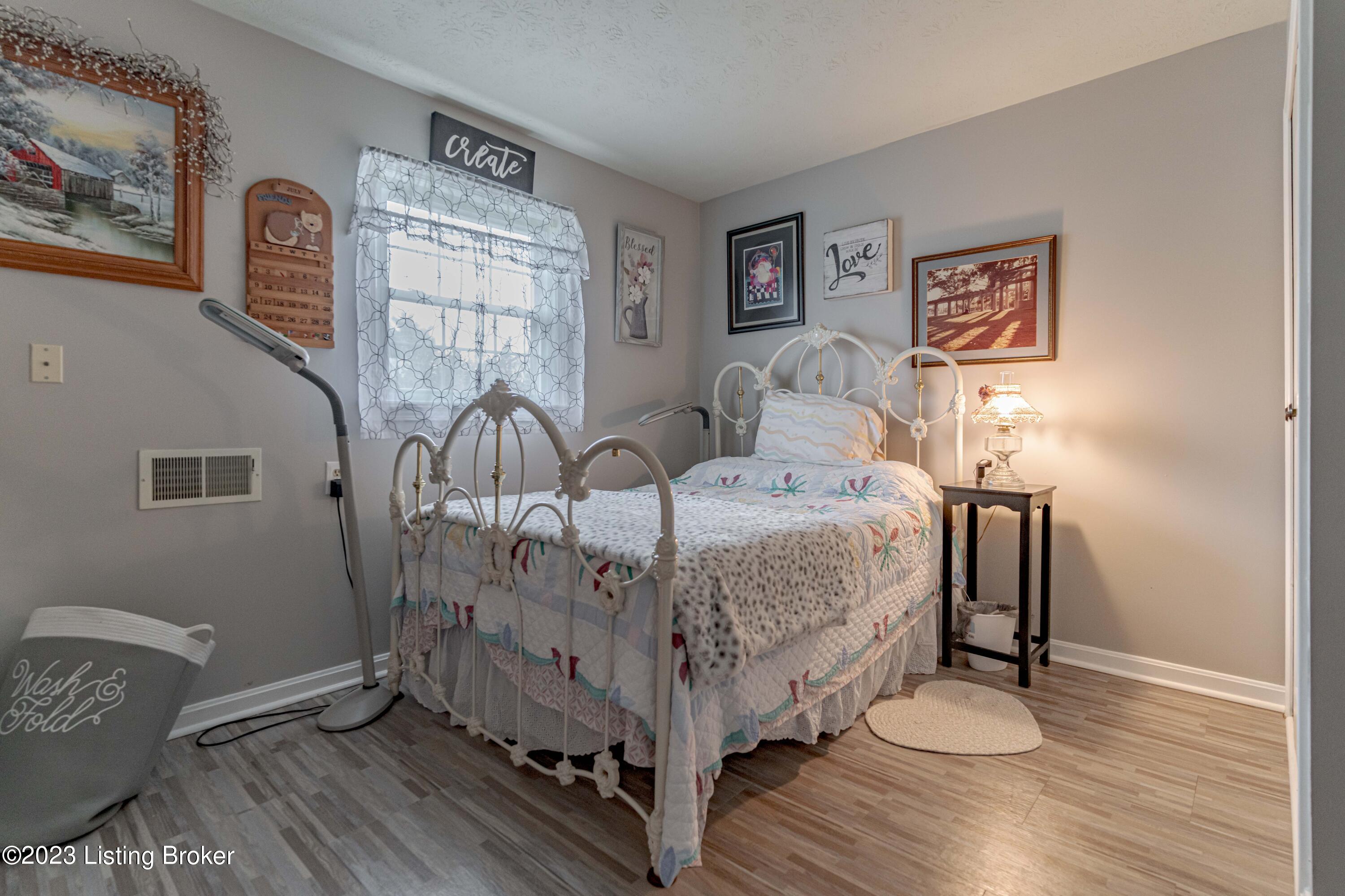 10503 St Rene Road Louisville, KY 40299 - Photo 45 of 53 DSC09028