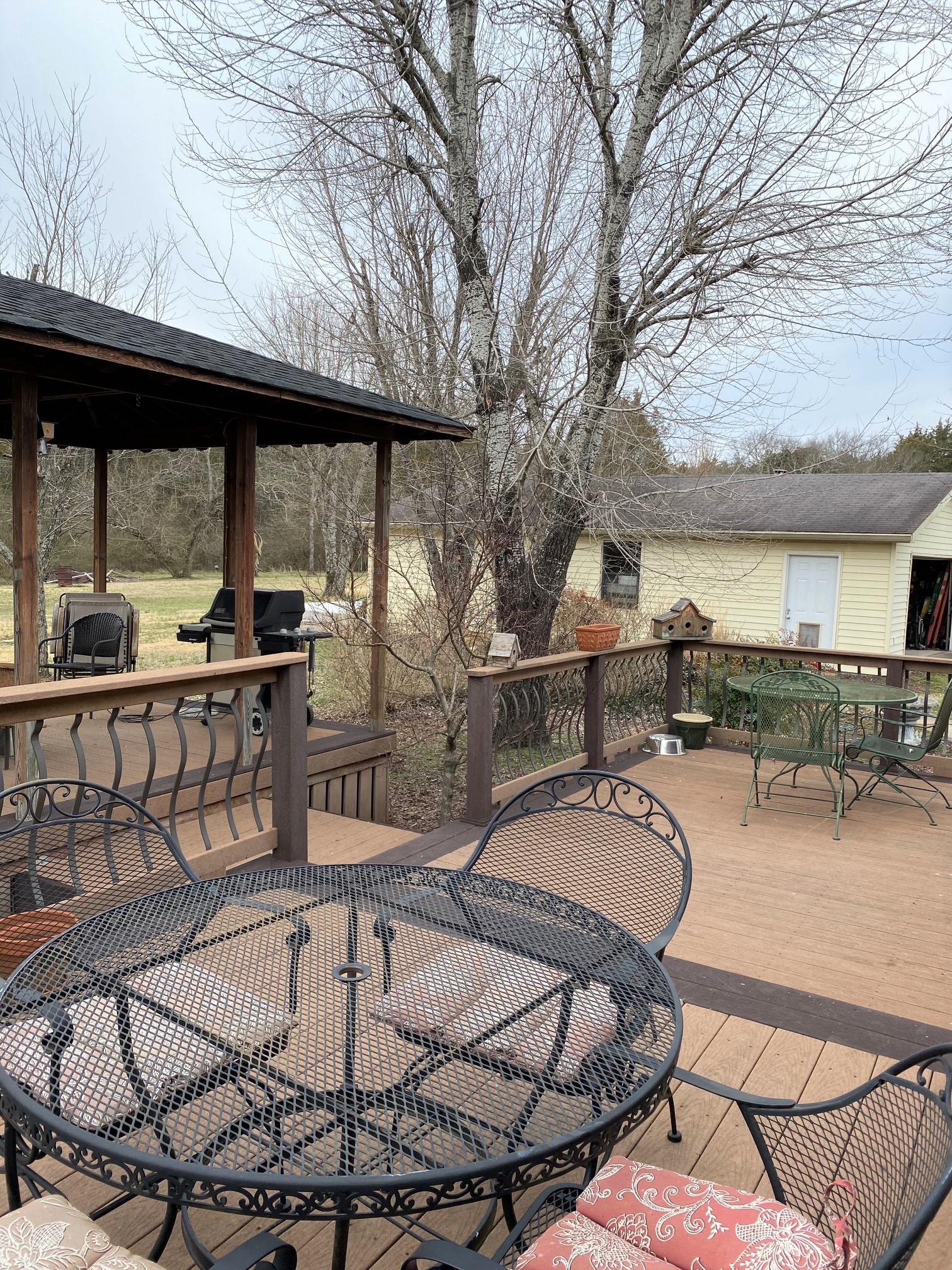 4253 North Chapel Road Franklin, TN 37067 - Photo 14 of 15 a view of a patio with swimming pool