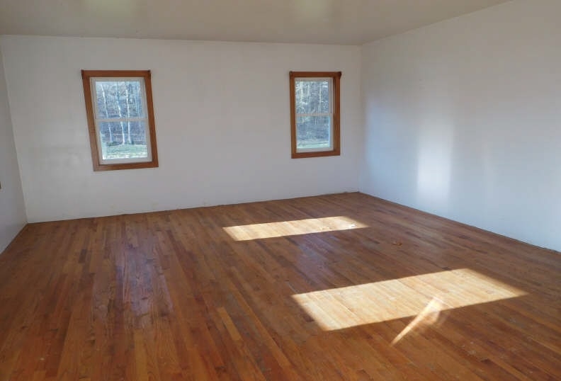 10351 East Smith Road Scottsburg, IN 47170 - Photo 2 of 6 Gallery Image 2