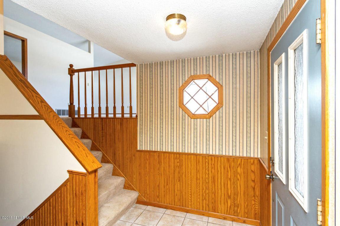 627 Meadow Run Drive Southwest Rochester, MN 55902 - Photo 2 of 23 Gallery Image 2