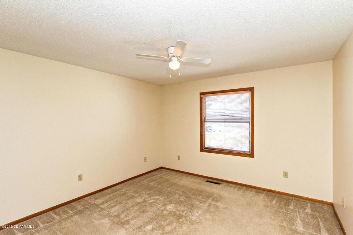 627 Meadow Run Drive Southwest Rochester, MN 55902 - Photo 12 of 23 Gallery Image 12