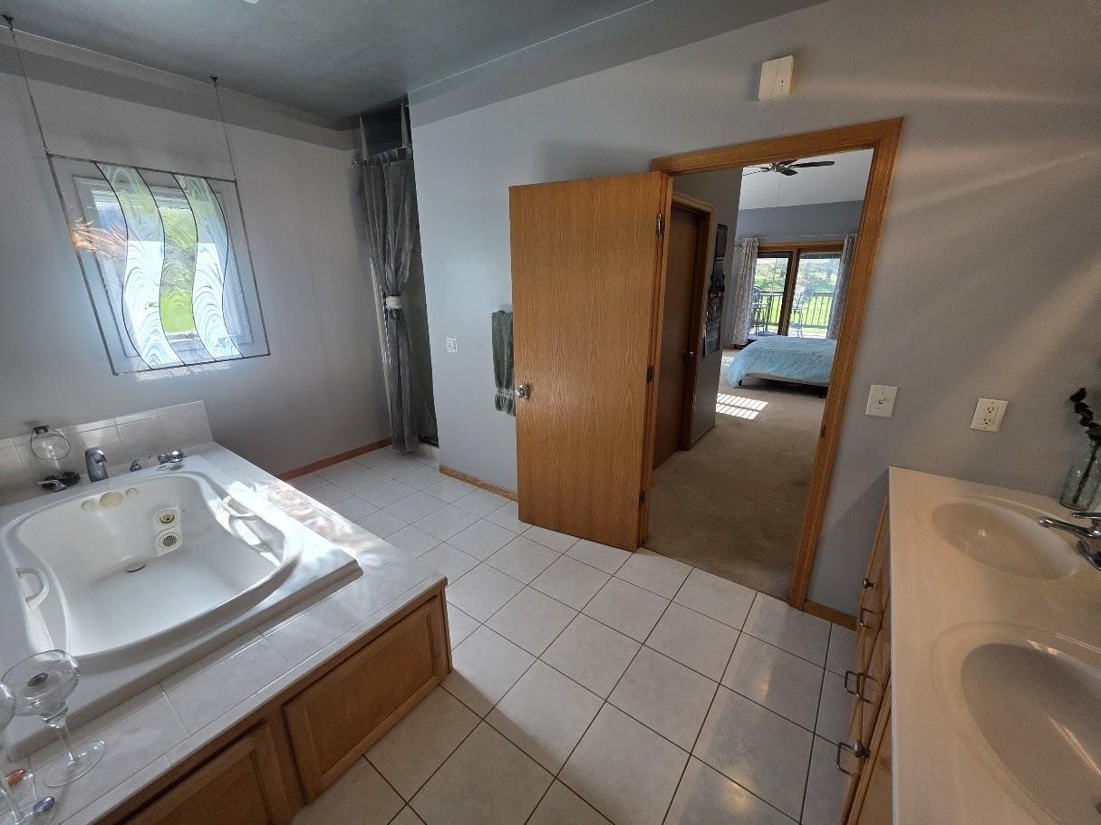 125 Meadow Ridge Lane Madison, WI 53704 - Photo 14 of 47