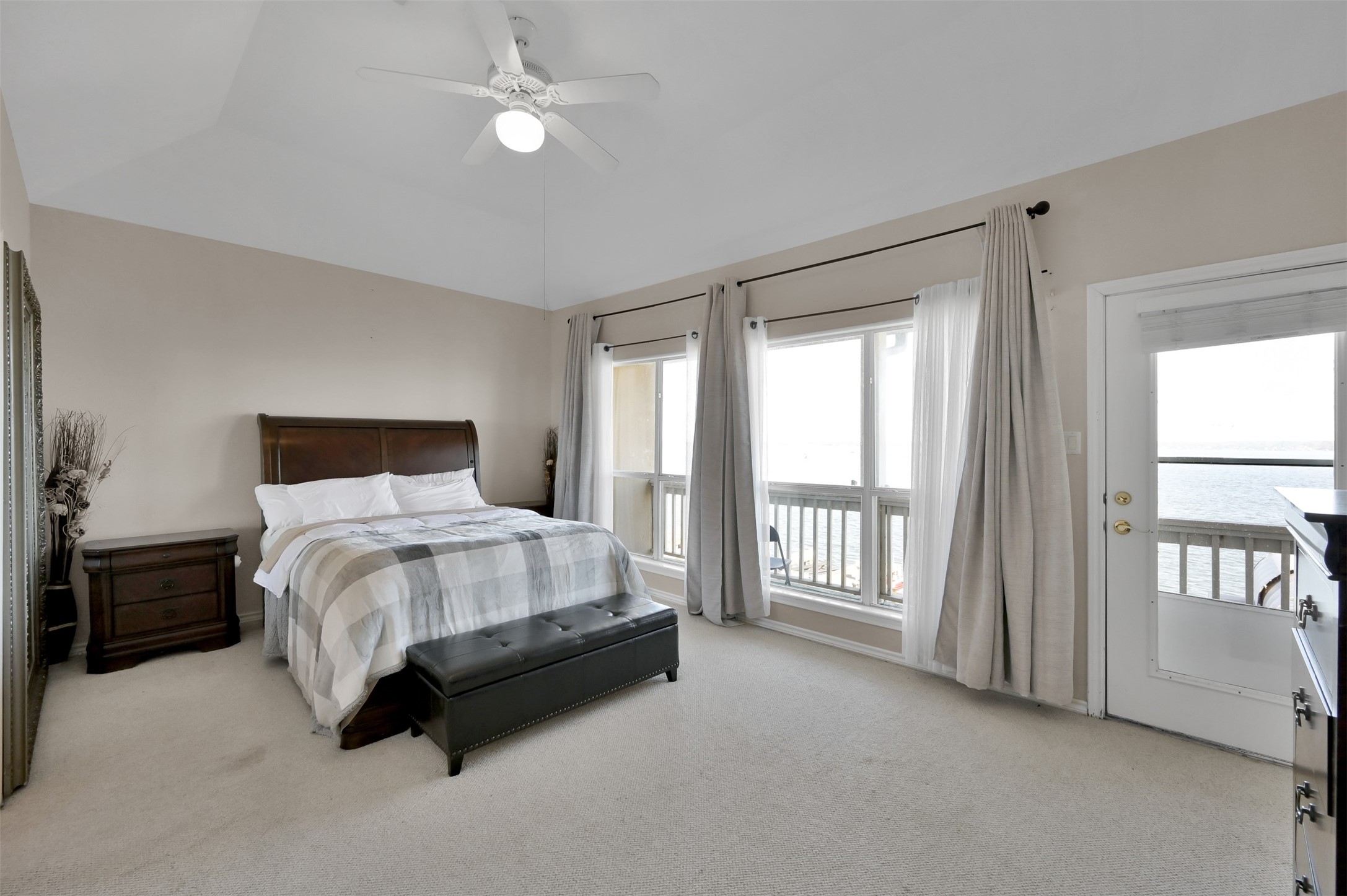 13 Regency Point Conroe, TX 77356 - Photo 15 of 24