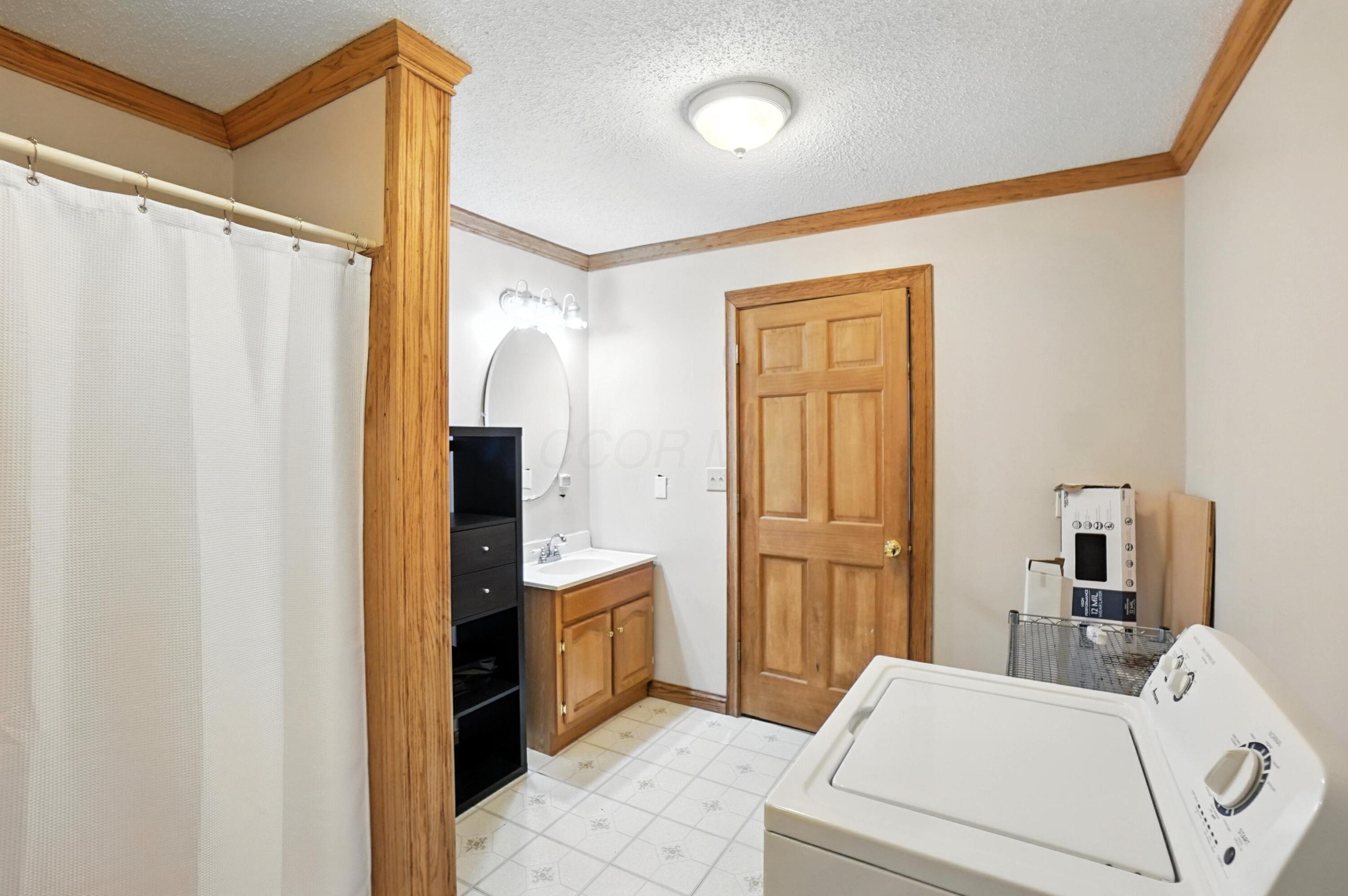 6694 Brooks-Miller Road Circleville, OH 43113 - Photo 63 of 67 076 (2)