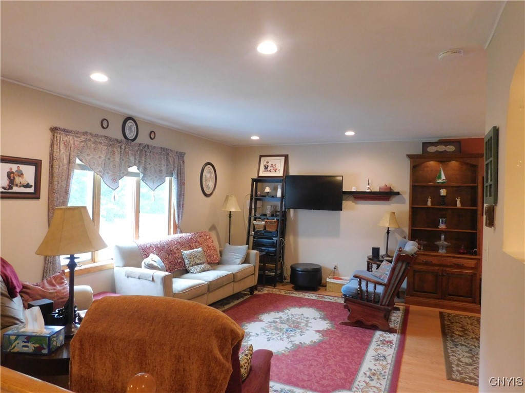 8309 Greenview Drive Rome, NY 13440 - Photo 9 of 50