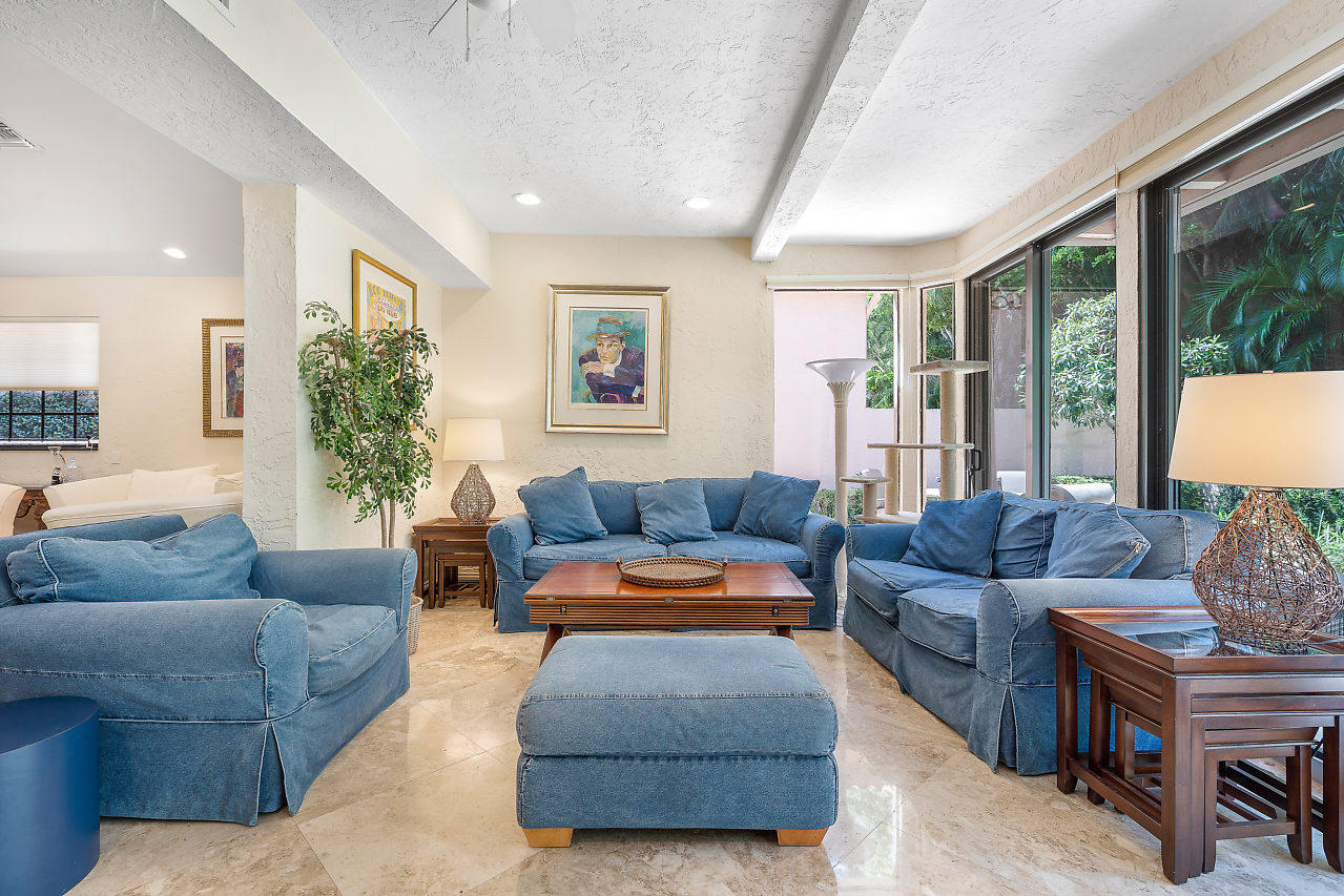 5857 Northwest 21st Way Boca Raton, FL 33496 - Photo 16 of 46 017-5857NW21stWay-BocaRaton-FL-small