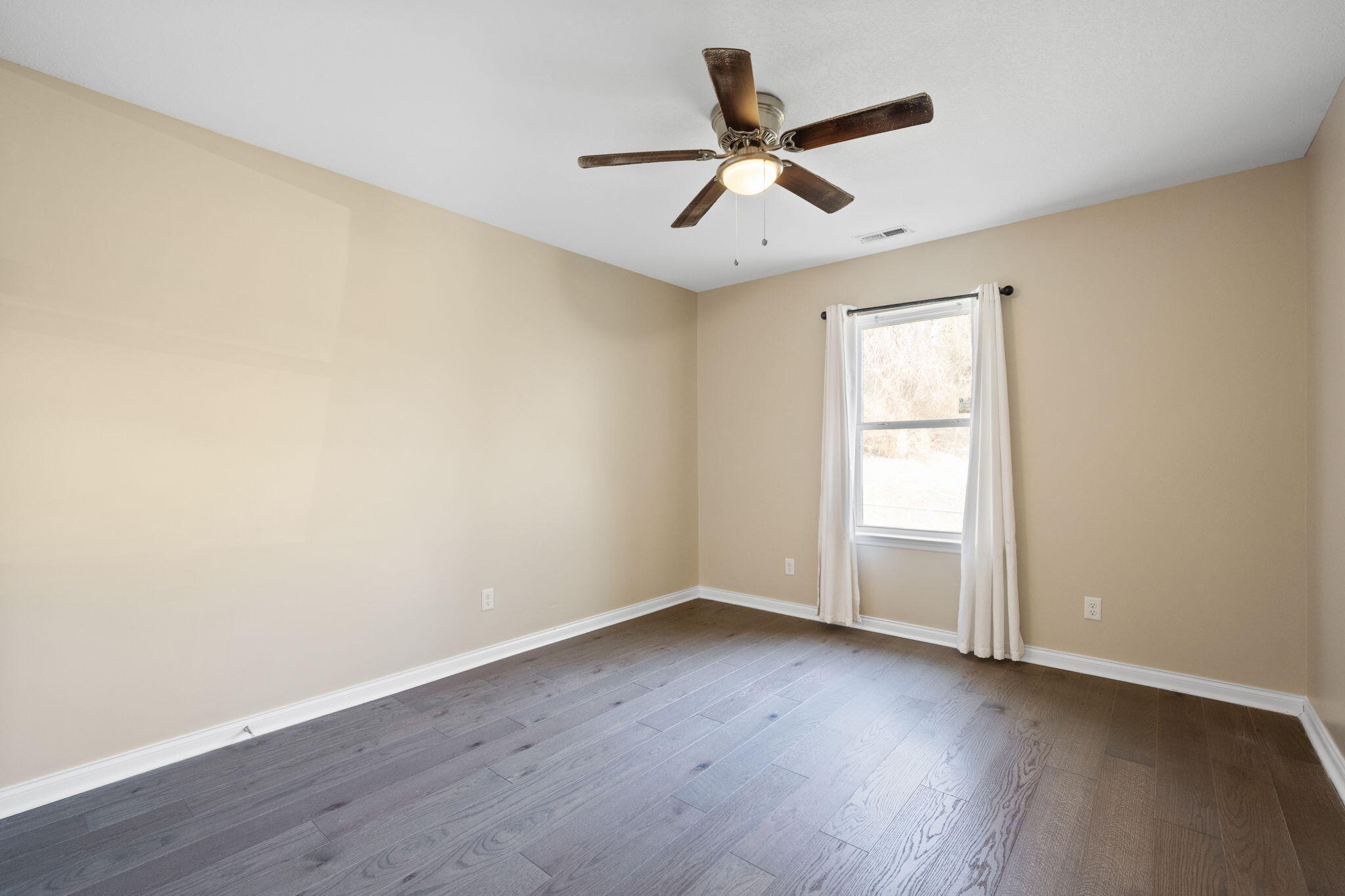 119 Hogan Road Rossville, GA 30741 - Photo 22 of 27 19-web-or-mls-DSC_9506