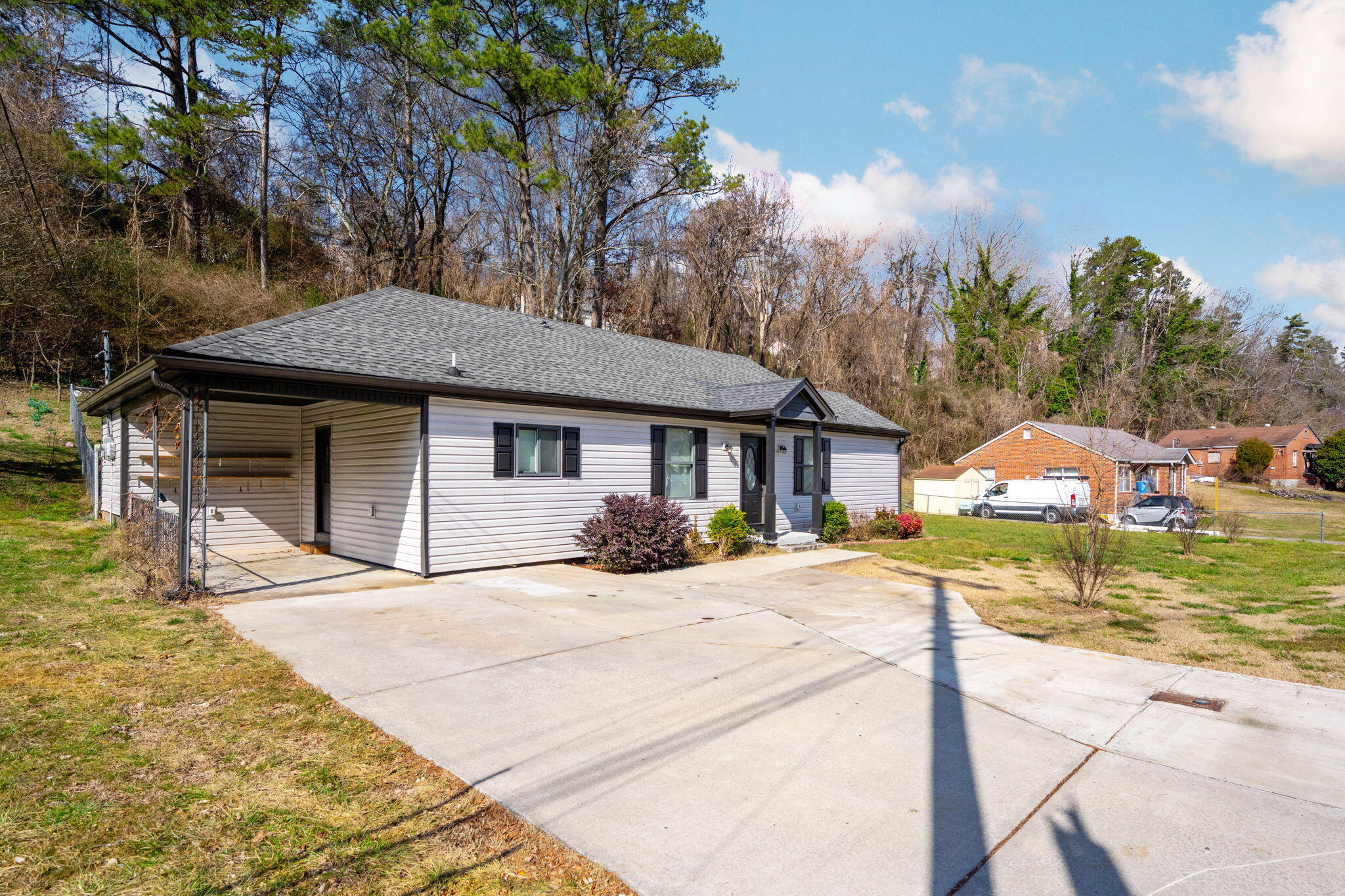 119 Hogan Road Rossville, GA 30741 - Photo 3 of 27 3-web-or-mls-DSC_9452