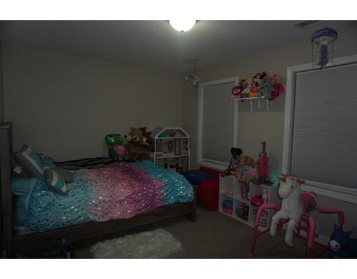 35 Arcadia Boulevard Springfield, MA 01118 - Photo 26 of 35 Gallery Image 26
