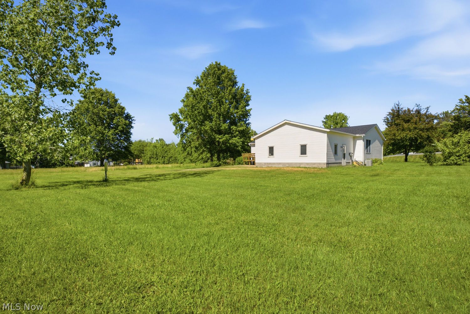 6798 West River Road Vermilion, OH 44089 - Photo 12 of 50