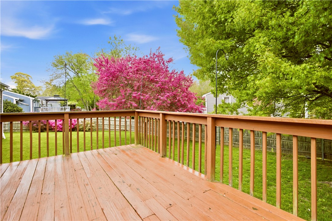 208 Sowams Road Barrington, RI 02806 - Photo 21 of 21